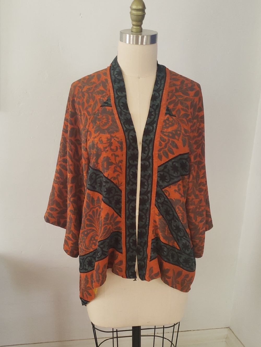 BOHEMIAN KIMONO STYLE TOP